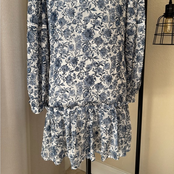 Altar’d State Blue & White Floral Boho Chic Long Sleeve Mini Dress Size Large - Picture 5 of 6